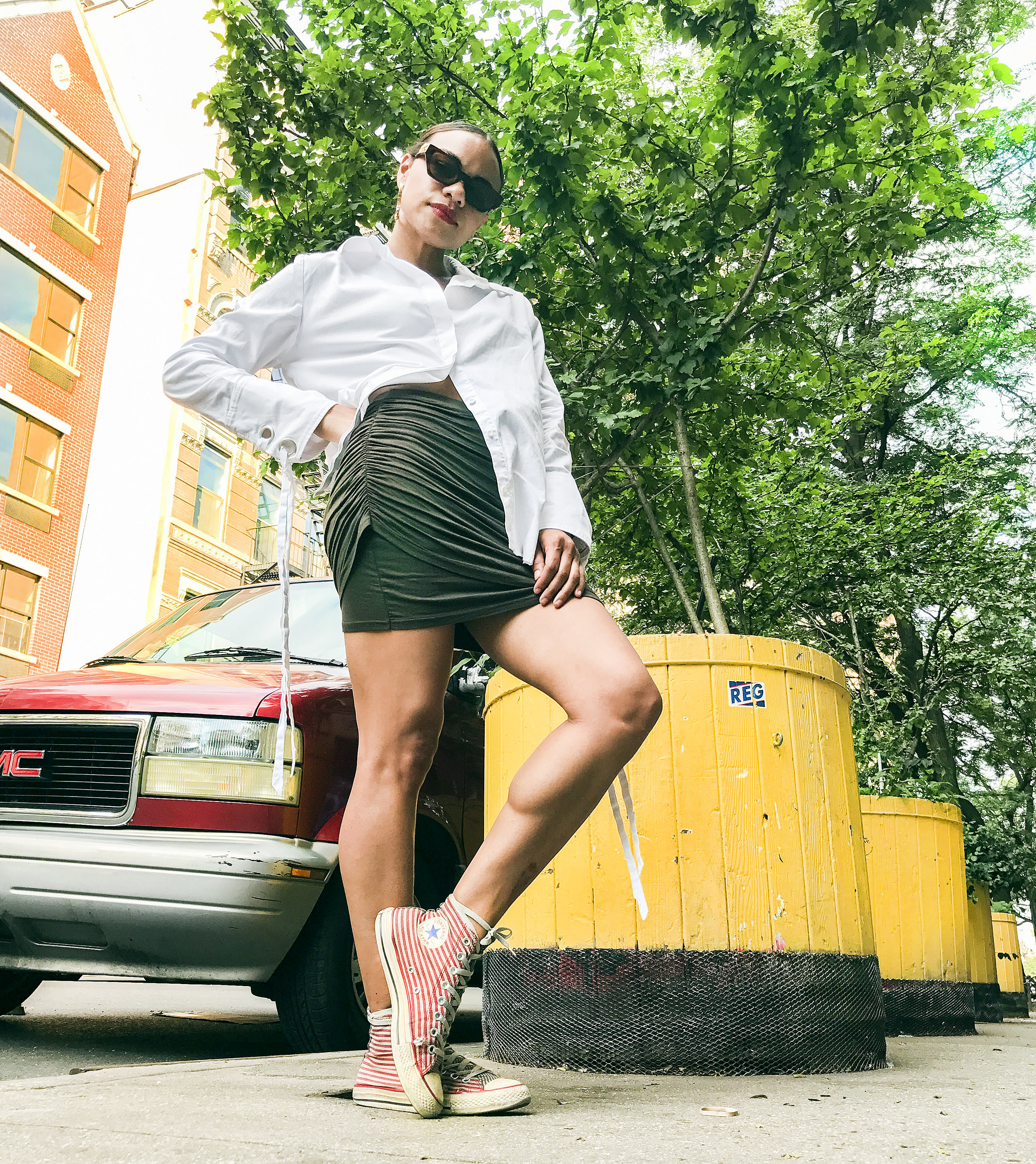 Top: C/MEO Collective, Skirt: Tobi, Shoes: Converse