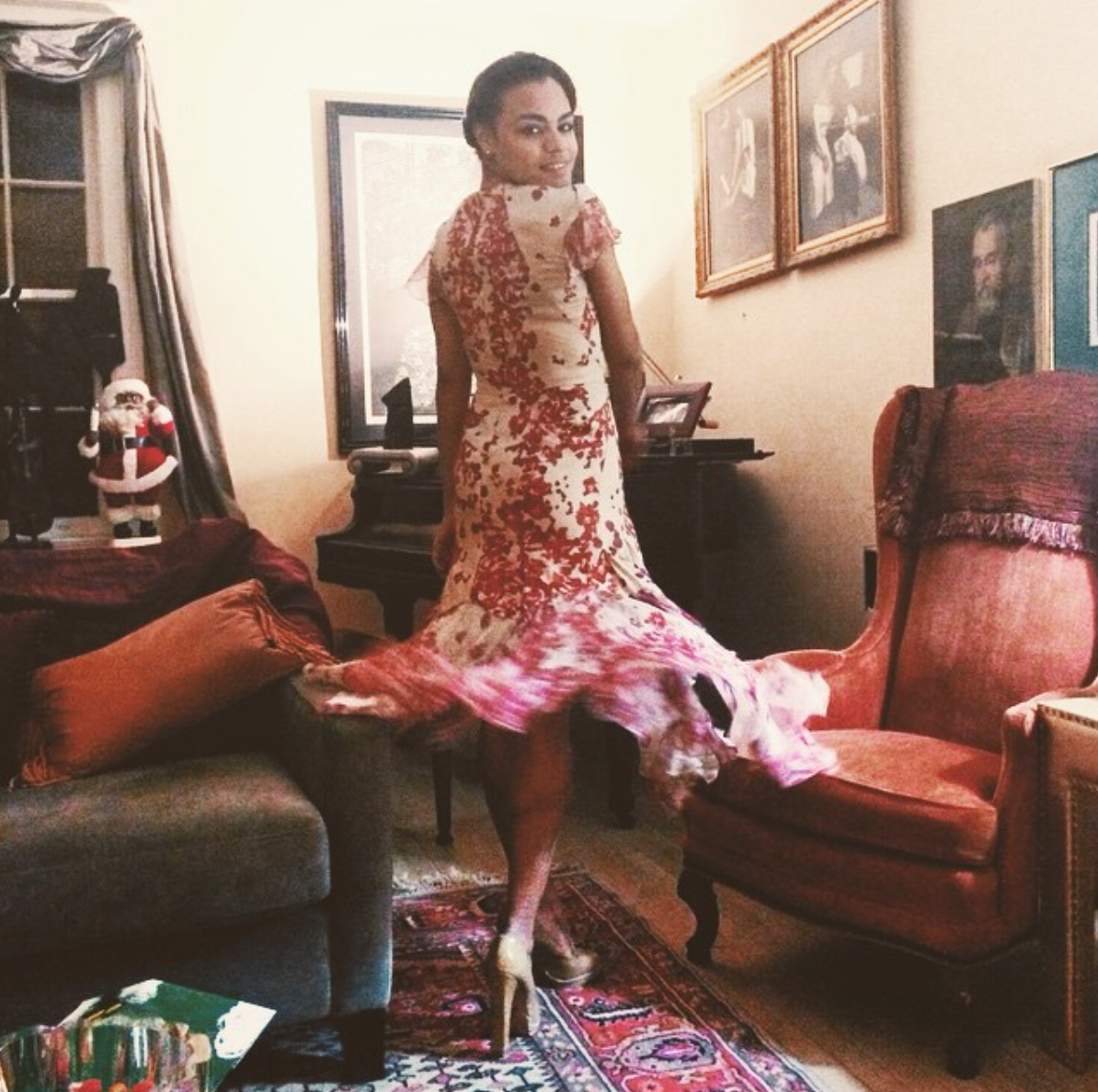 wearing: Zac Posen dress, Betsy Johnson shoes