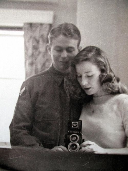 IS IT LOVE? THE PERPLEXITY OF YOUTUBE COUPLES